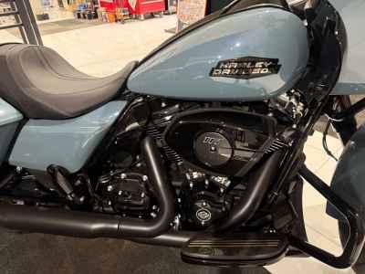Harley-Davidson Road Glide FLTRX1920 2025