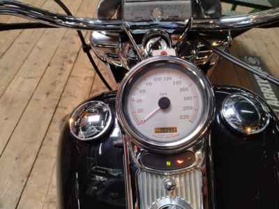 Harley-Davidson Road King FLHRSI1450 2005