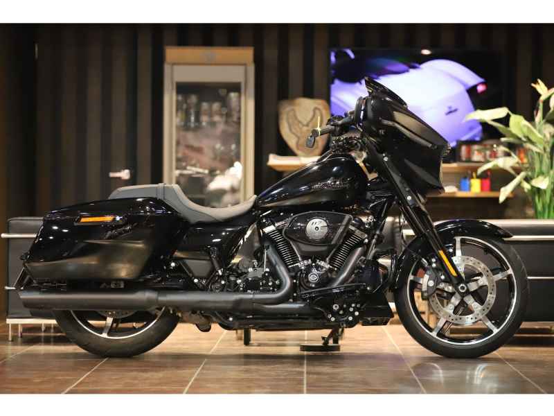 Harley-Davidson Street Glide FLHX1580 2024