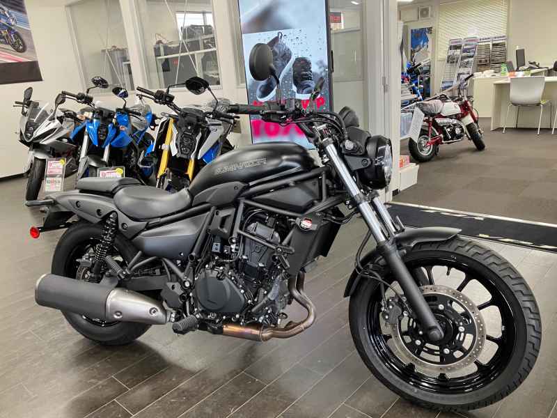 Kawasaki Eliminator 400 2023