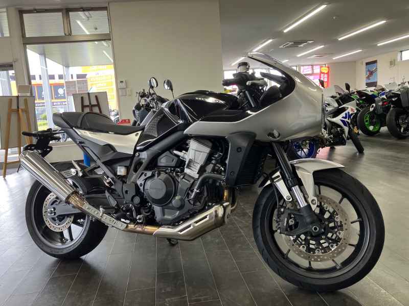 Honda Hawk 11 2022