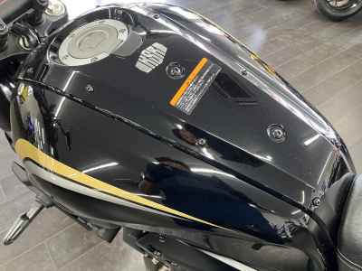 Yamaha XSR700 2022