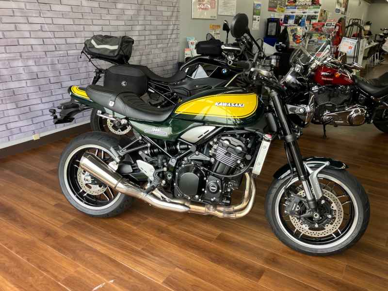 Kawasaki Z900RS 2024
