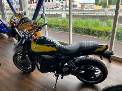 Kawasaki Z900RS 2024