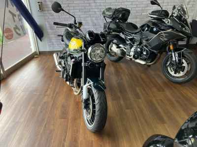 Kawasaki Z900RS 2024
