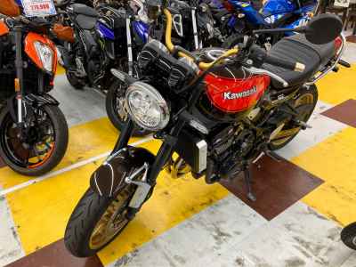 Kawasaki Z900RS 2022