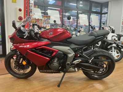 Triumph Daytona 660 2024