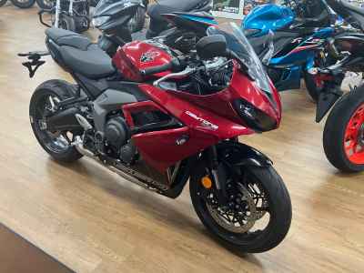 Triumph Daytona 660 2024
