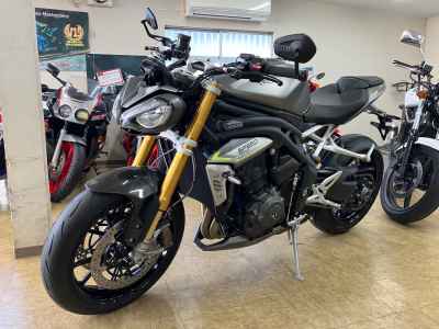 Triumph Speed Triple 2021