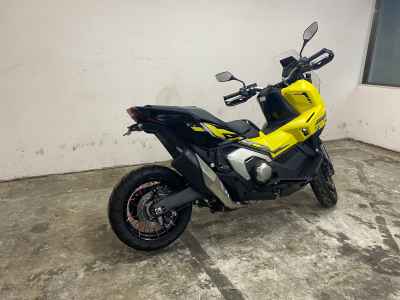 Honda X-Adv 750 2025
