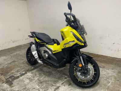 Honda X-Adv 750 2025