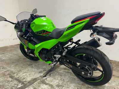 Kawasaki Ninja 400 2024