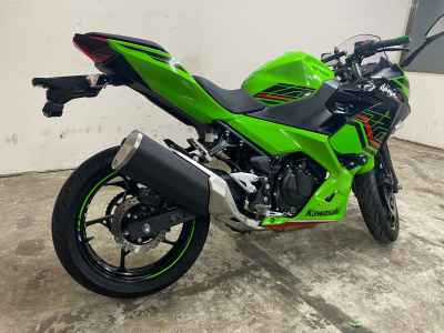 Kawasaki Ninja 400 2024