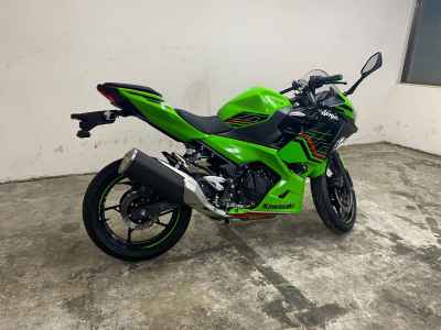 Kawasaki Ninja 400 2024