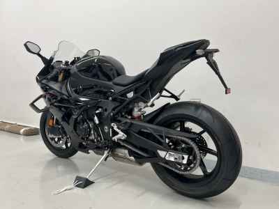 BMW S1000RR 2025