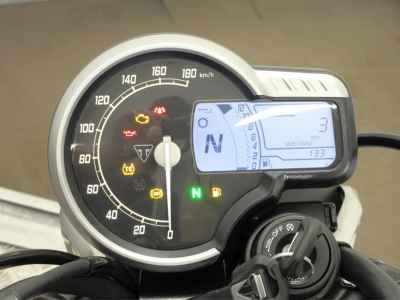 Triumph Speed 400 2025