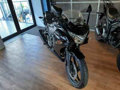 Honda CBR250R