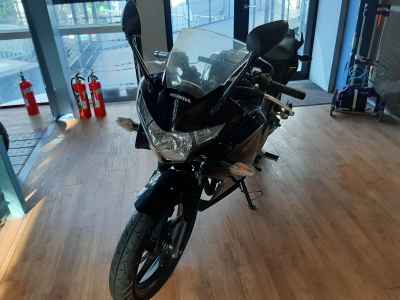 Honda CBR250R