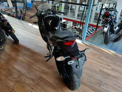 Honda CBR250R
