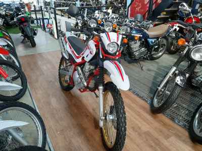 Yamaha XT250 Serow Final Edition
