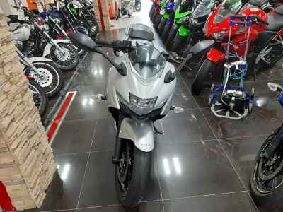 Suzuki Gixxer 250SF