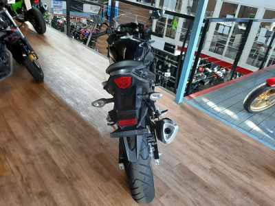 Suzuki GSX250R