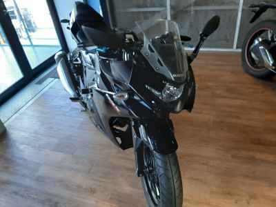 Suzuki GSX250R