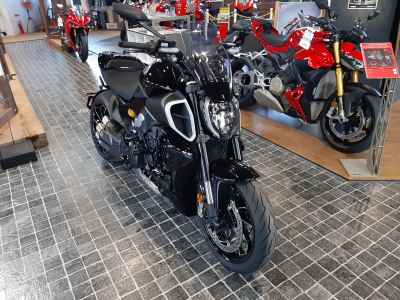 Ducati Diavel V4 2024