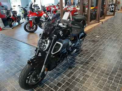 Ducati Diavel V4 2024