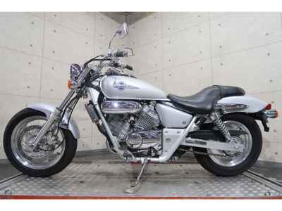Honda V- Twin Magna