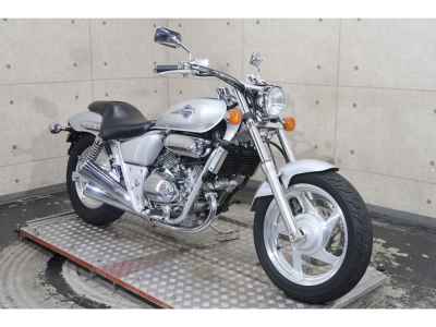 Honda V- Twin Magna