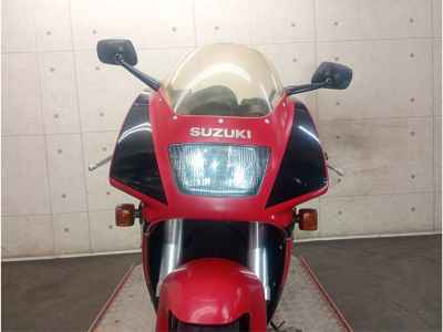 Suzuki RGV250