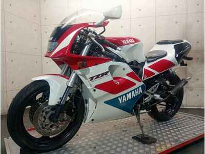 Yamaha TZR250R
