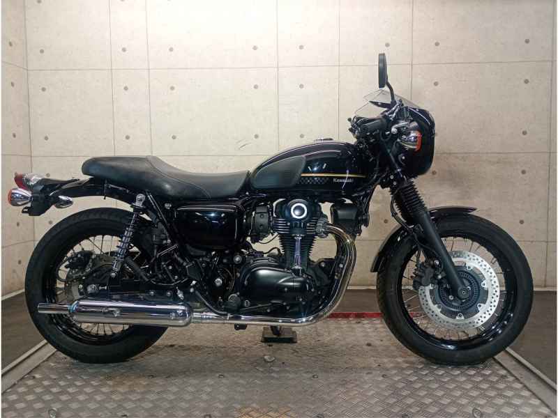 Kawasaki W800 Cafe 2022