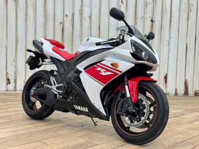 Yamaha YZF-R1 2011
