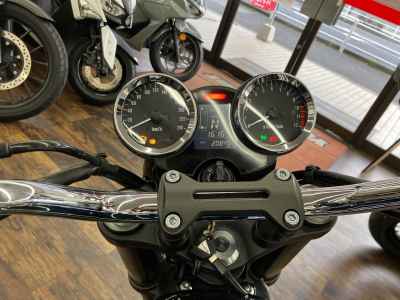Kawasaki Z900RS 2022