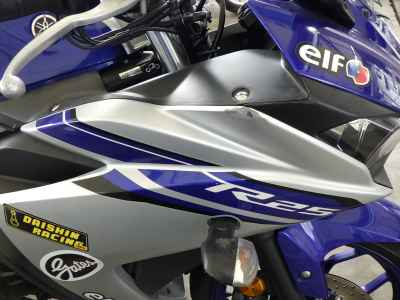Yamaha YZF-R25 2016