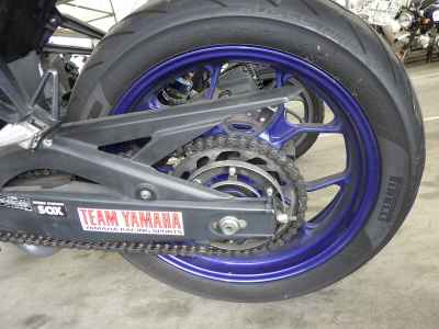 Yamaha YZF-R25 2016