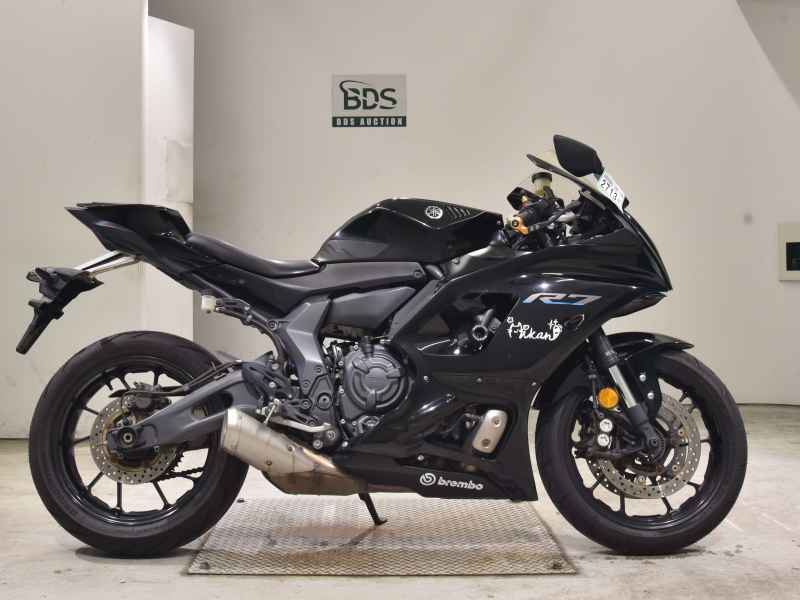 Yamaha YZF-R7 2022