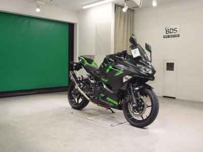 Kawasaki Ninja 400