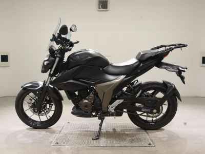 Suzuki Gixxer 250SF