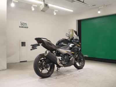 Kawasaki Ninja 400