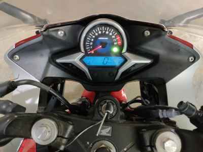 Honda CBR250R 2011