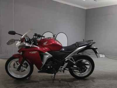 Honda CBR250R 2011