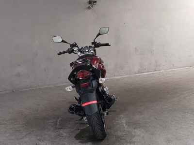 Suzuki GSR250