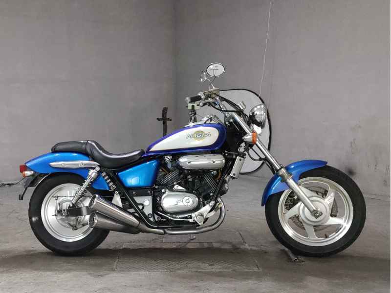 Honda Magna 250