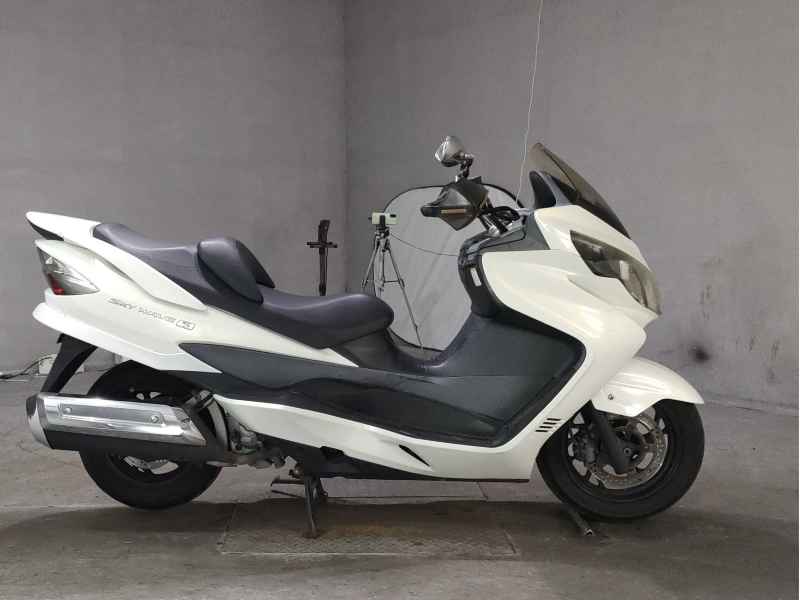 Suzuki Skywave 250S