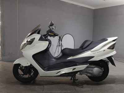 Suzuki Skywave 250S