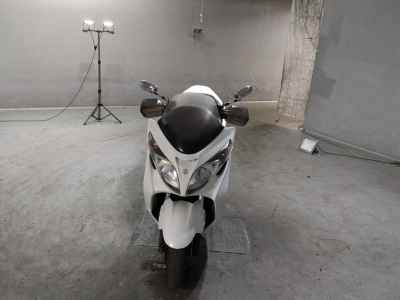 Suzuki Skywave 250S