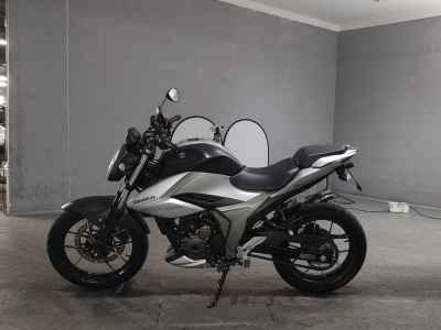 Suzuki Gixxer 250SF